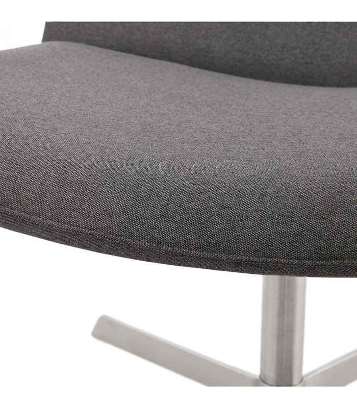 Chaise design gris foncé en tissu Arlow