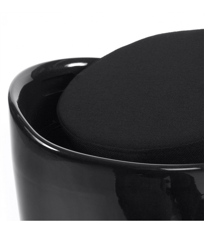 tabouret bas noir en tissu et plastique Connery