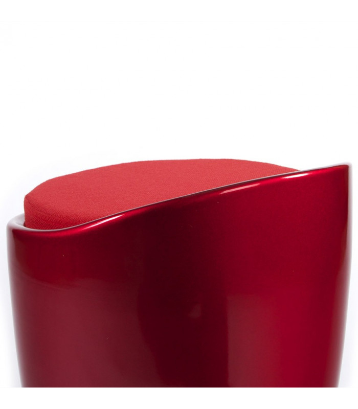tabouret bas rouge en tissu et plastique Connery