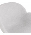 Fauteuil design gris clair en tissu et bois Claudia