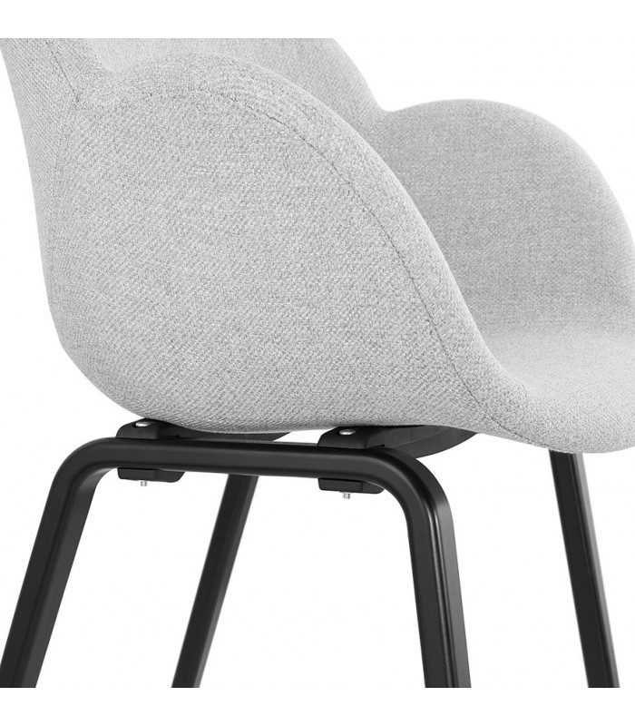 Fauteuil design gris clair en tissu et bois Claudia