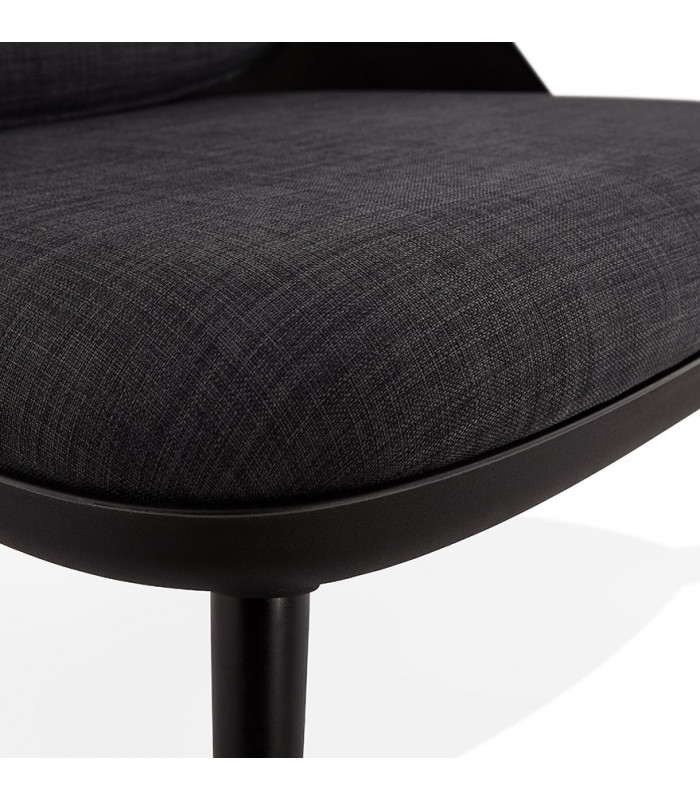 Fauteuil design noir en plastique et tissu Evie